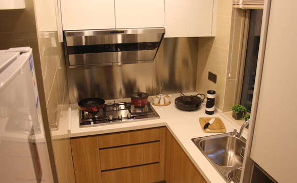 推荐一 5平米u型厨房装修设计