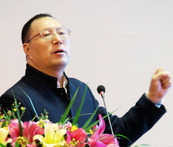 广东南帆科技智能家居有限公司总经理助理潘光绪做智能家居报告