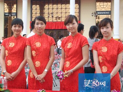 新粤建材万峯石尚馆开业